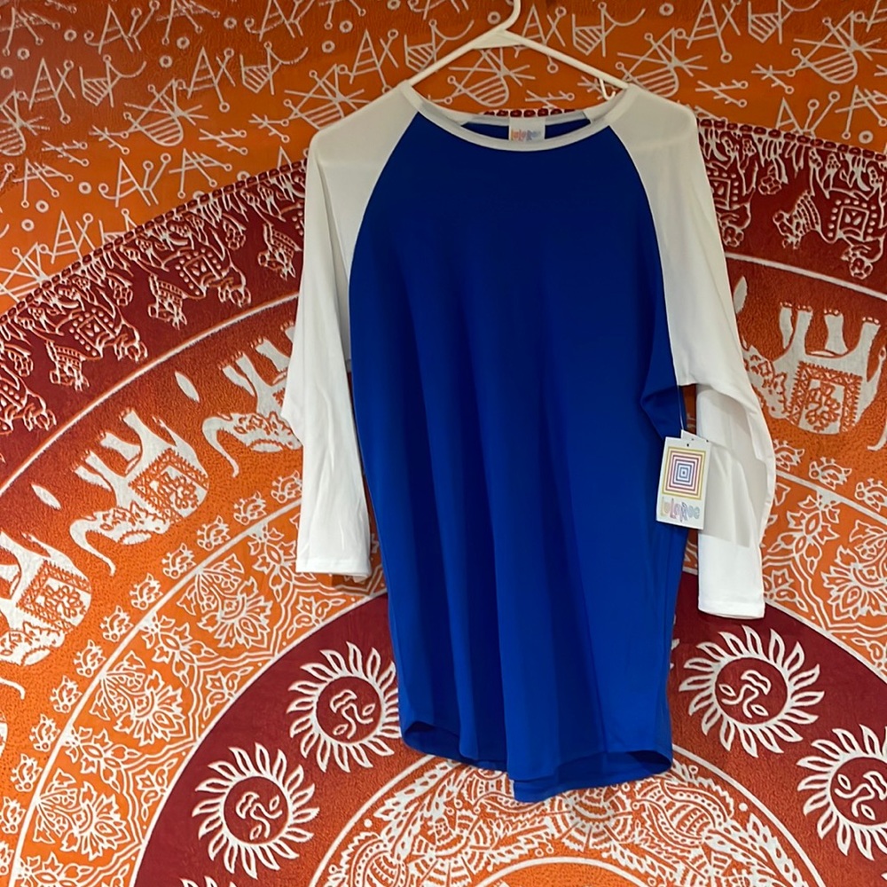 Lula Roe Randy longsleeve tee (NWTA, WOMENS L)